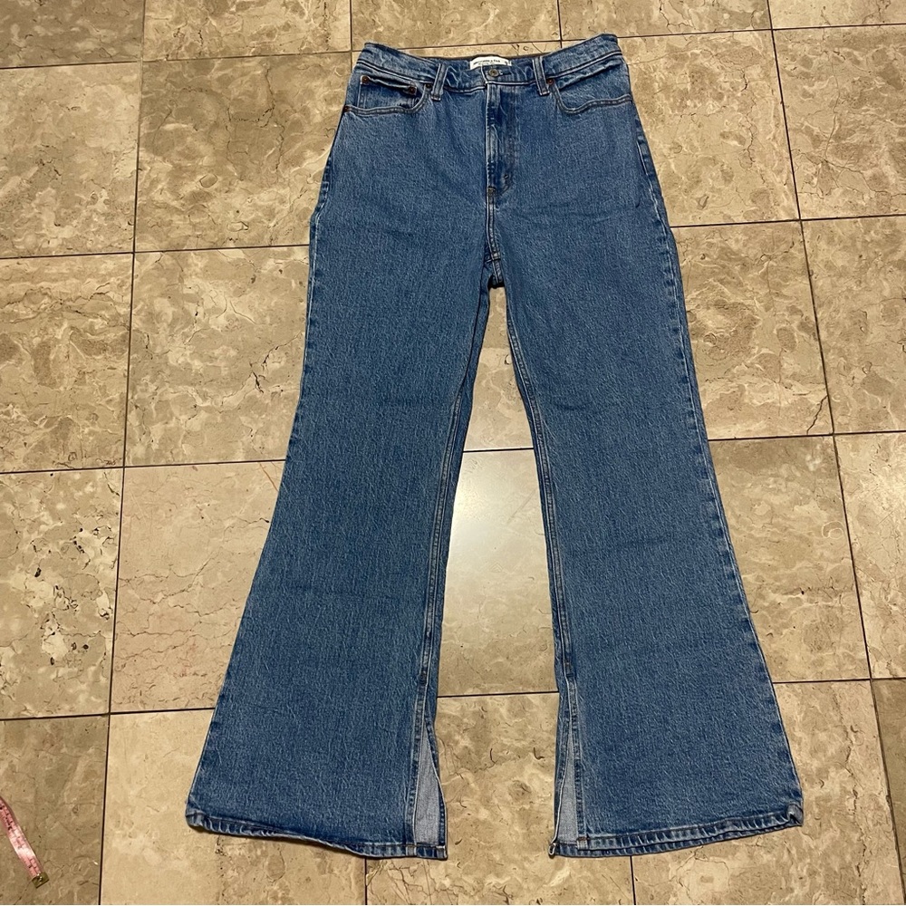 Abercrombie & Fitch High Rise Vintage Flare Jeans